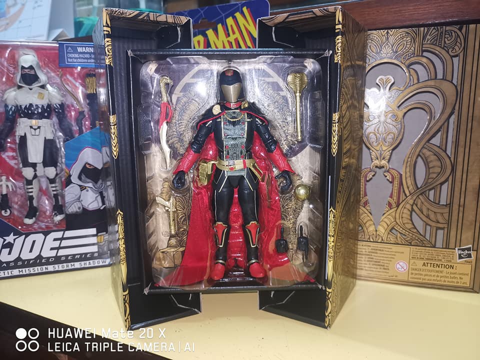 _CIAD_'s tweet photo. Thanks go to Suppapon Kraichoke of the G.I.Joe Classified Facebook Group for sharing our first look at the #GIJoeClassified Snake Supreme Cobra Commander Figure!
#gijoe #cobra #snakesupreme #cobracomander #inhand #suppaponkraichoke #surveillanceport
https://t.co/DxlgAGot0S https://t.co/yvC7ECNrBf