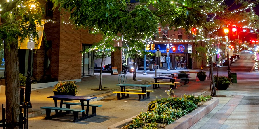 CityKitchener's tweet photo. NEWS: #Kitchener is creating a DTK Summer Detour. These streets are opening for pedestrian use:
☀️ Gaukel St.
☀️ Ontario St.
☀️ King St., Water to Francis (July 30)
Visiting @DTKitchener this summer? Stop by your favourite spot and enjoy a detour. Details:https://t.co/0cm2raXk5z https://t.co/4YG1YPjxQc