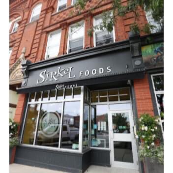 StratfordChef's tweet photo. In our weekly update: Alumni Feature: Sirkel's Kelly Ballantyne (Class of 2000) | Open Kitchen @ Home extended into August, a Farm To Table Recipe, and more! https://t.co/BYzZZuw015
#stratfordchef #stratfordchefsschool #stratfordchefalumni #lovestratford #scsopenkitchen https://t.co/4SGo700BDo