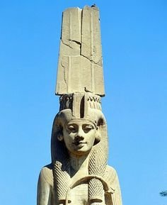 MahMarMak1's tweet photo. #Amen_Ra        2100 BCE. 
#Merit_Amen   1270 BCE. 
Amen in Arabic means Faithful. 
Ra in Arabic means Sponsor. 
Merit in Arabic means Woman. https://t.co/90ZBNQnmf5
