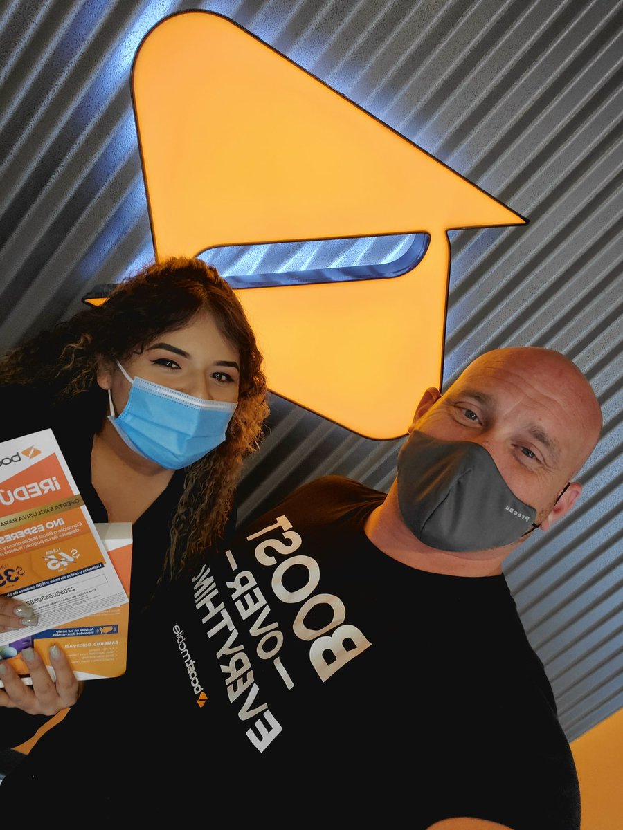 JrobBoost's tweet image. Another #shrinkit in Btown!!! Great Job Erica!!! #midatlanticsquad #dishingoutBoost #BoostDISHingDeals @mstockton_dish @RandyWh90733891 @Express_Boost @BoostMobileSean @BoostAJP