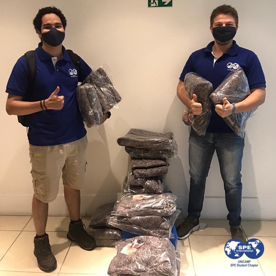 SPE International (@spetweets) on Twitter photo #SPEcares 💙 // #FeatureFriday
Recently, <a href="/SPEUnicamp/">SPE Unicamp</a> members worked together to help their communities by donating blankets to a local community that is vulnerable to low temperatures.
It's wonderful to see that during challenging times, SPE comes together. 🌎 #SPEcares 💙 // #FeatureFriday
Recently, <a href="/SPEUnicamp/">SPE Unicamp</a> members worked together to help their communities by donating blankets to a local community that is vulnerable to low temperatures.
It's wonderful to see that during challenging times, SPE comes together. 🌎