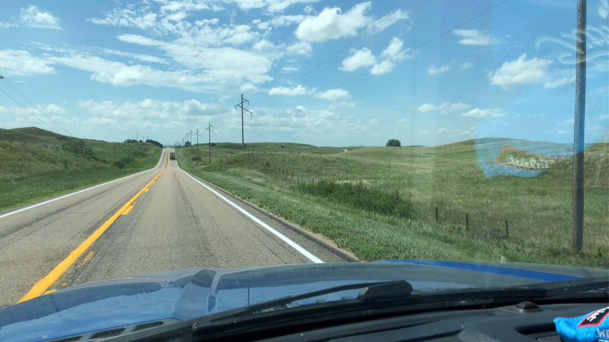 SickSlyAFSloth's tweet photo. Love that feeling ya get when you’re in the Sandhills #whereeveryonewaves https://t.co/Bpuf1mDrax