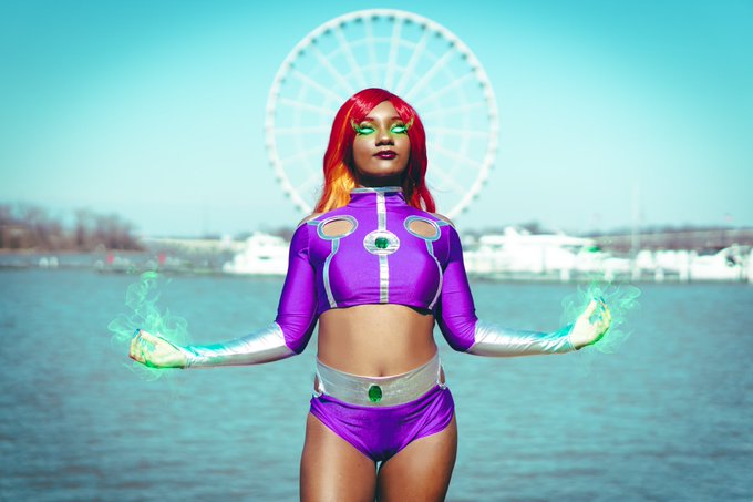 I really wanna cosplay Starfire again but idk which version I wanna go for #CosplayersUnder1k #BlackCosplayerHere<a href="/tag/blackcosplayerhere"class="tags"><span>#blackcosplayerhere</span></a><a href="/tag/cosplayersunder1k"class="tags"><span>#cosplayersunder1k</span></a>