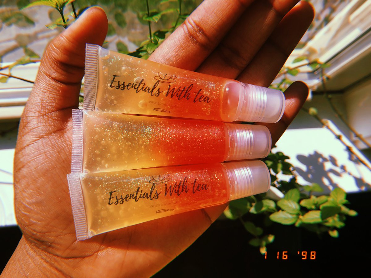 essentials_wtea's tweet photo. Summer Peach berry. 

Fuzzy berry on the top 
Peach on the bottom. 

#smallbusiness https://t.co/DPSfWN6CCV