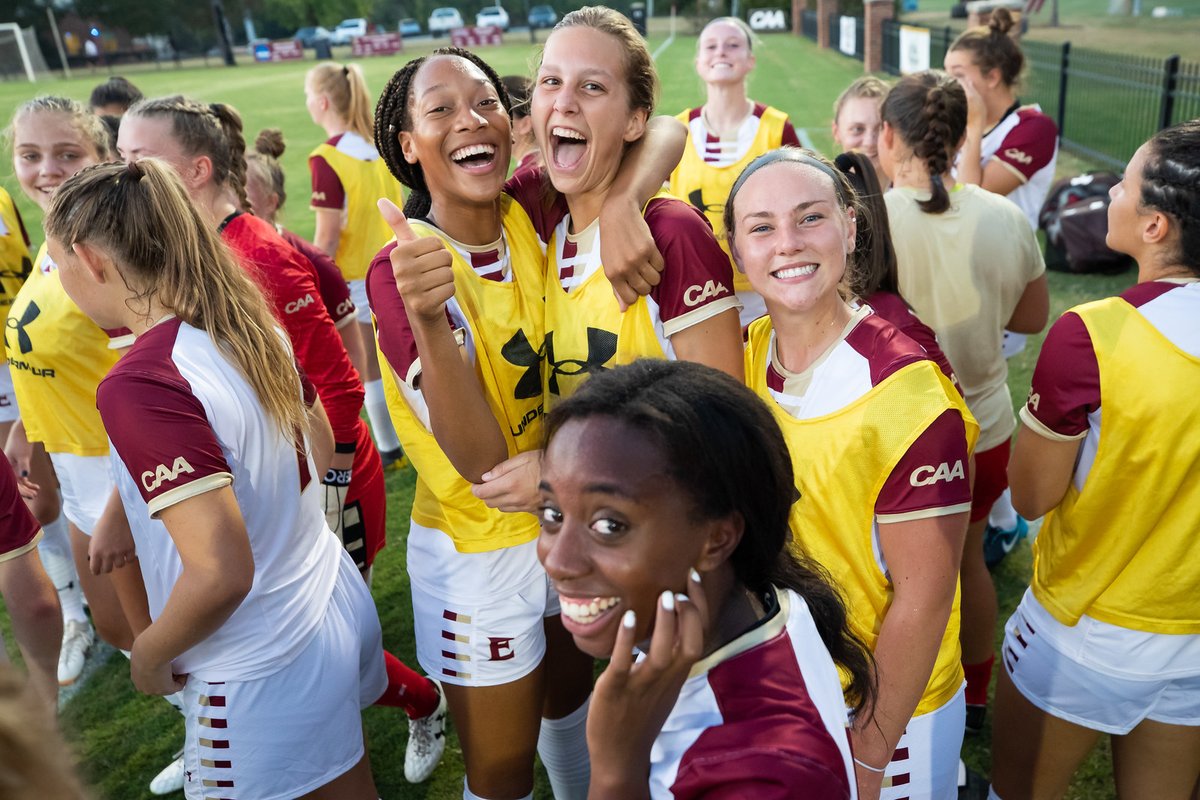 ElonWSoccer's tweet photo. Weekend vibes #phoenixrising https://t.co/gUkndp8cx8
