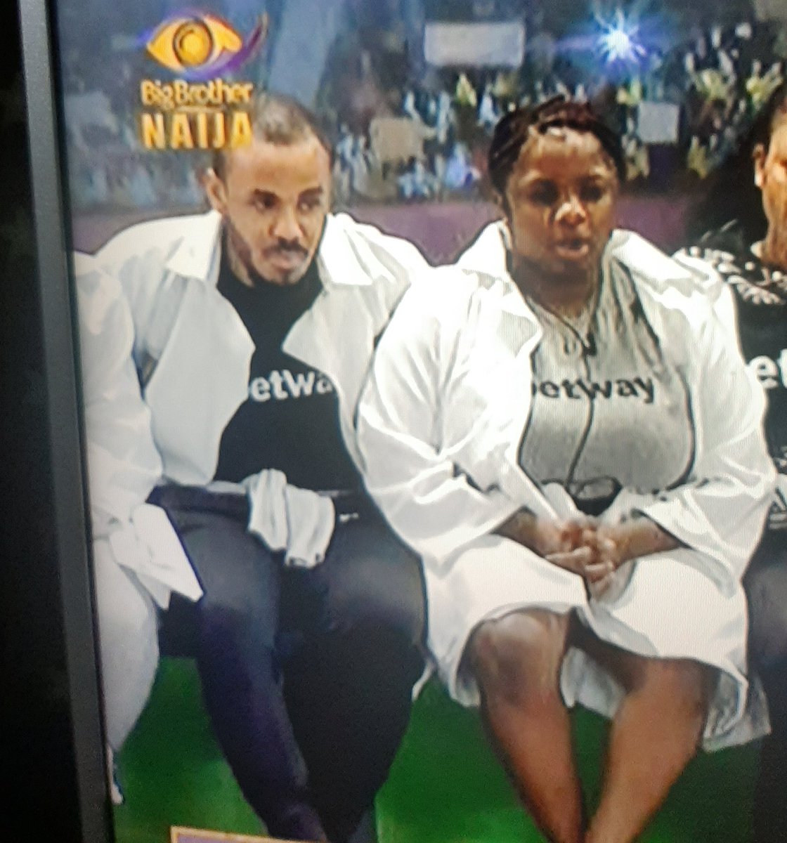 Chidi2us's tweet photo. Shippers oya gather here let's Awww...
#OzoDora #DorZo
#bbnaija #BBNaija2020 #BBNaijalockdown https://t.co/ZSjdCPRvcd