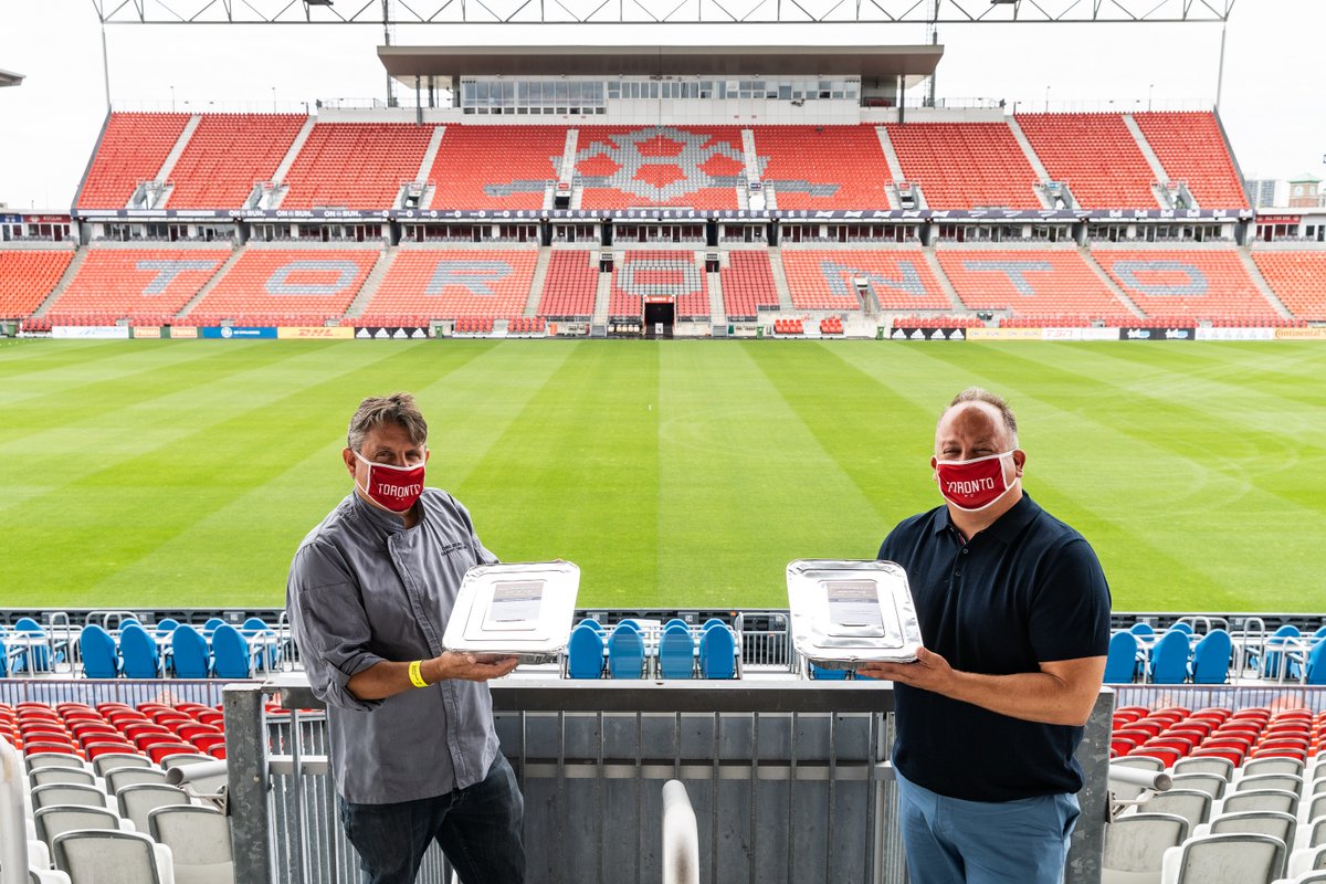 BMO's tweet photo. Over the last 3 months, MLSE’s #BringTorontoBack community meal donation program has delivered 500,000 meals to hospitals and local shelters. As the program comes to an end, we look back at this incredible effort and we’re so proud to have played a part. https://t.co/Sv1nF7DhXO https://t.co/j2lsCjNJ4c