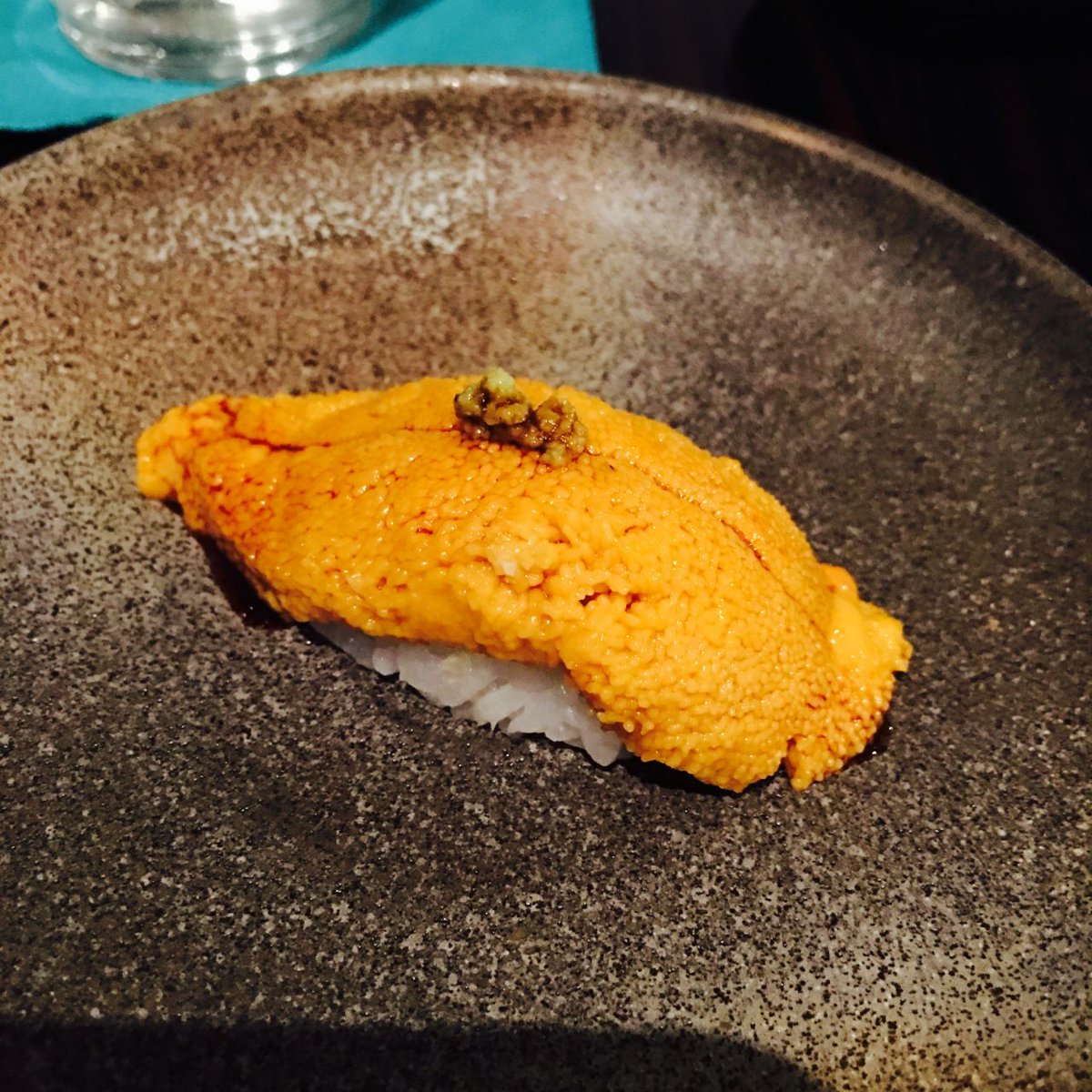 flowerwhisper1's tweet photo. Sea urchin nigiri from Sushi Zo in LA #food #foods #foodblogger #foodie #foodies #foodphoto #foodpic #foodpics #foodphotography #foodstagram #theflowerwhisper #FridayVibes #fridaymood #FridayFunDay #FridayFun #friday #sushi https://t.co/1ARGC5JGDR