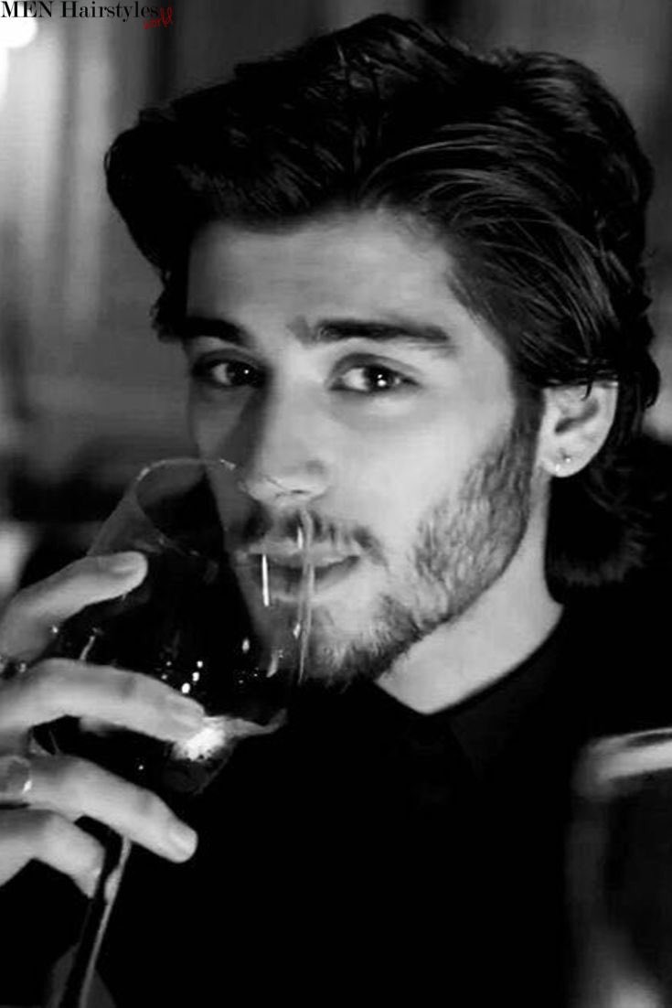 WhoCarrots's tweet photo. And guys don’t hate Zayn❤️ if you are real ones you understand that this was rly hard thing to him and it wasn’t easy to talk about it
We love you Zayn🙏🏻
#ZaynMalik #zayn #onedirection10years #OneDirection2020 #ZaynDayOn1DWeek  @zaynmalik https://t.co/tzxiFuNKIF
