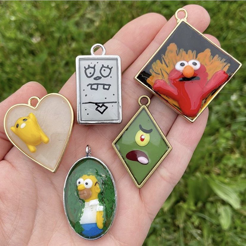sully_clay's tweet photo. Instagram did not like my meme pendants but what does twitter think?

I have like no followers plz rt lol https://t.co/ZxEWPEgFXx
