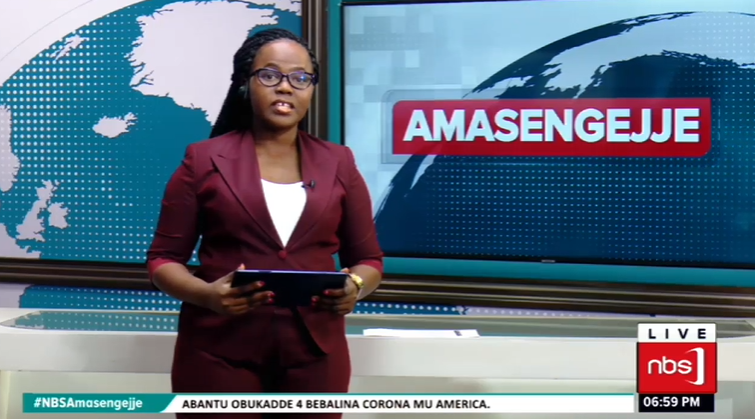 nbstv's tweet photo. Agaliko kati: #NBSAmasengejje ne @NamakumbiJ

Labira ku yintaneti: https://t.co/6VldnA8W0y

#NBSUpdates #StaySafeUg #NBSPolitiCom https://t.co/wraOq6F5A3