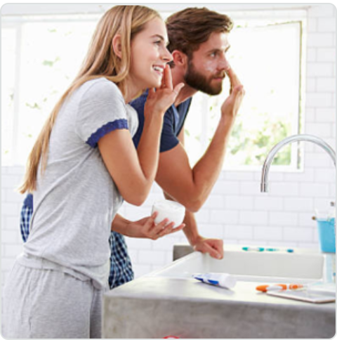 Gentlemen, put down your girlfriend/wife/sister's skin care cream. Step away.
It's not going to work for you.
Why?
Read our latest blog to understand why there really is no such thing as an effective unisex skin product.
#skincare #malegrooming #mensgrooming #men