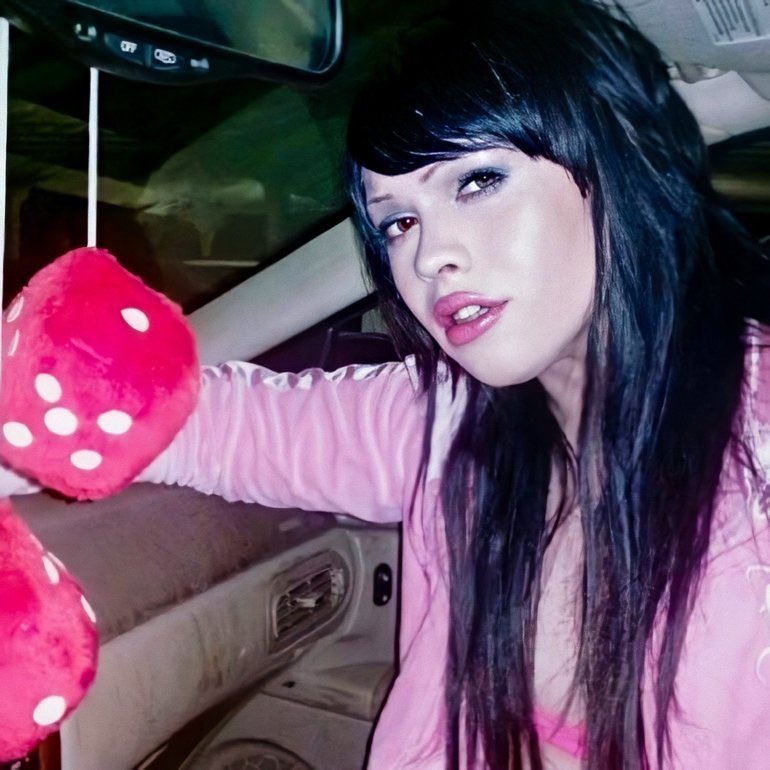 myspacemadonna's tweet image. car ride &amp;lt;3