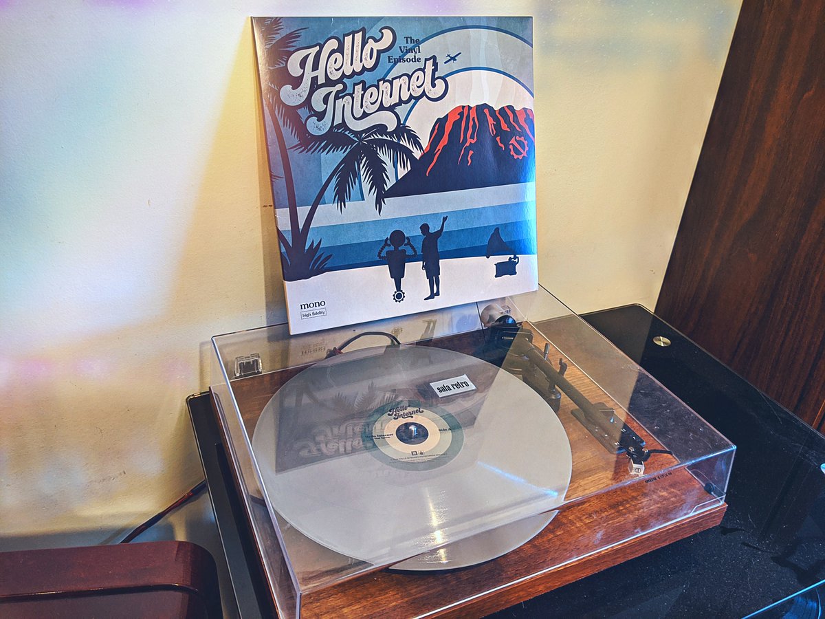davidhalpe's tweet photo. Vinyl episode listen party. Forgot that these records have two sides. Obviously started from side B. Didn't notice anything weird @BradyHaran https://t.co/uD8eS3awlS
