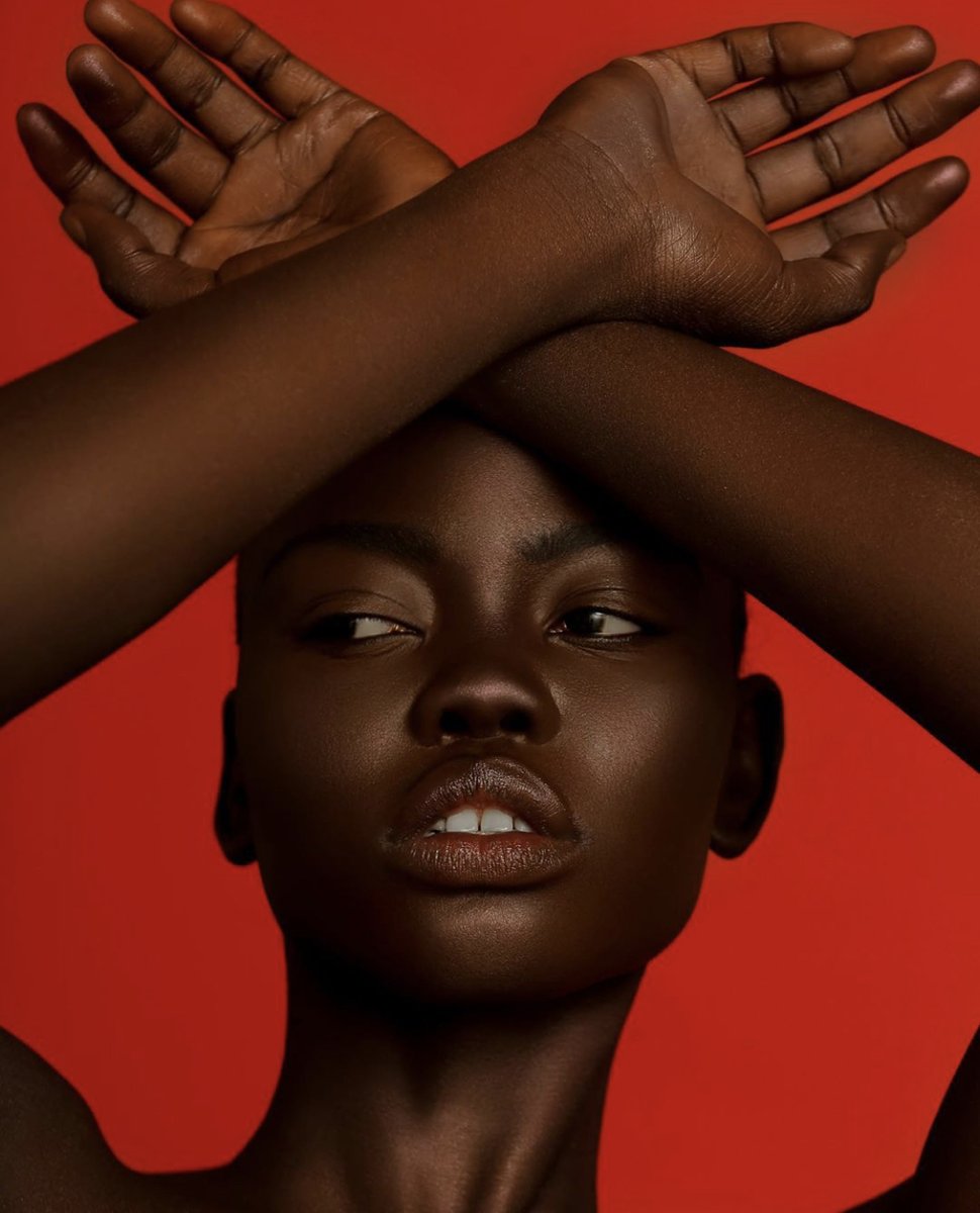 BlackOpalBeauty's tweet photo. How GORGEOUS is @officialodie_19 
in BLK/OPL Skin Perfecting Stick Foundation
Beat by 
@TheNicholeRay
 Camera with flash @shotbysham

#BLKOPL 
#BLKBeautyMovement
#SupportBlackBusinesses 
#BlackBeautyMatters
#AmplifyMelanatedVoices
#MelaninMakeup https://t.co/FI3oGd6Nzg