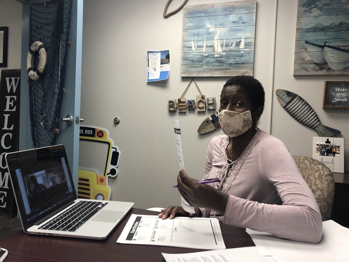 Lewis_E_Rowe_ES's tweet photo. Virtual Kagan Training kind of day! #RoweWithUs #RoweForGold @KarenCo20556518 @ClarkCountySch @JamescervantesL https://t.co/3mGVWHri3b