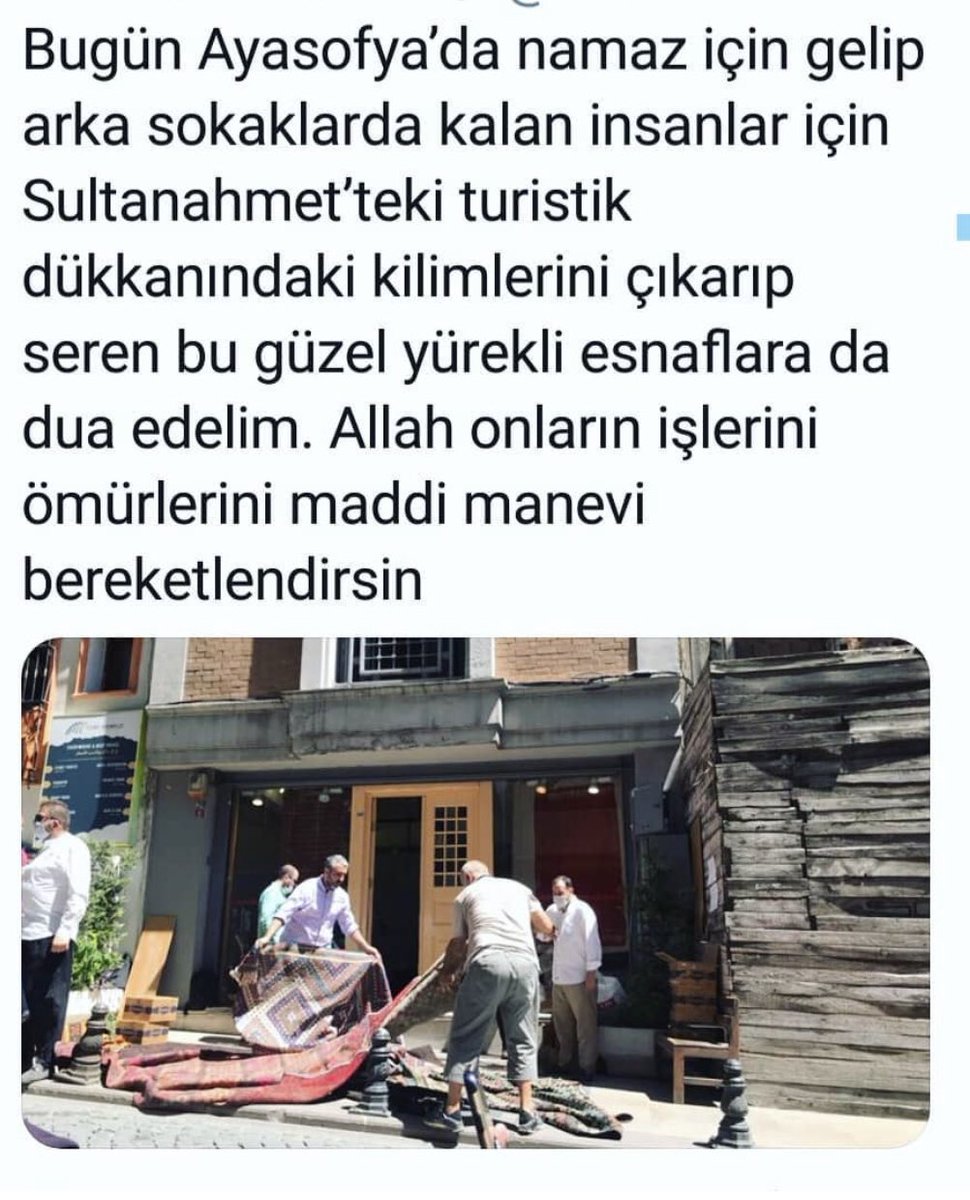 İşte biz böyle güzel bir Dine mensubuz, “müminler kardeştir!” Mümin olmayanlar az ötede havlasın!!

#AyasofyaCamii
#RecepTayyipErdogan 
#AyasofyaiKebirCamiiSerifi 
#AyasofyadaİlkCuma