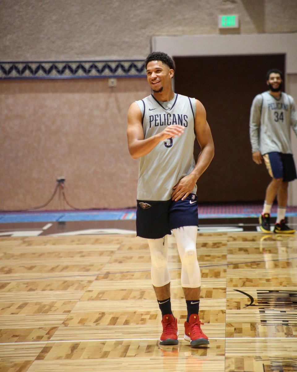 LosPelicans's tweet photo. ⏳ #WholeNewGame https://t.co/inVVQIX9uo