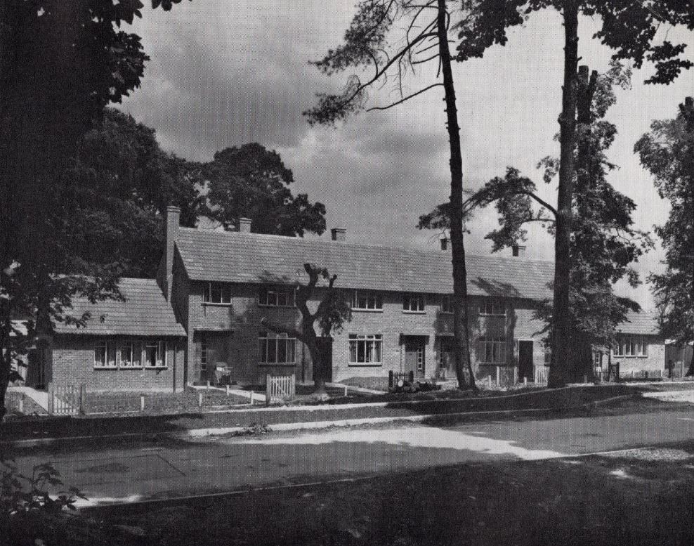 7/ Whilst the LCC built 52,000 new homes in London proper, a further 43,400 were built in ‘out-of-county’ estates such as these in the Debden Estate (Essex), the Merstham Estate (Surrey) and the flats on the Sheerwater Estate (Surrey).