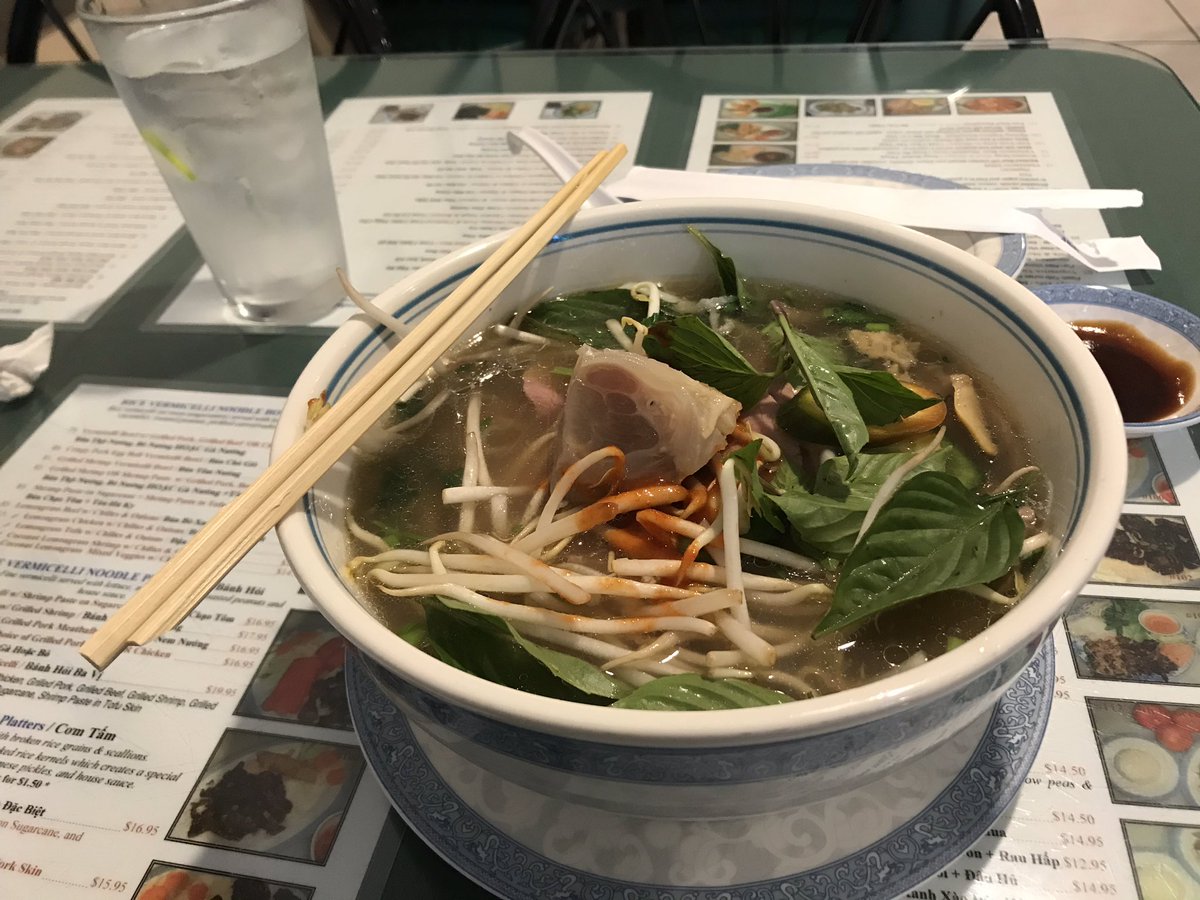 watsonwu's tweet photo. Pho Ever 😋👍🏻
.
#pho #phosoup #vietnamesefood #realasianfood #srq #sarasota #phocali https://t.co/m397tzMsf6