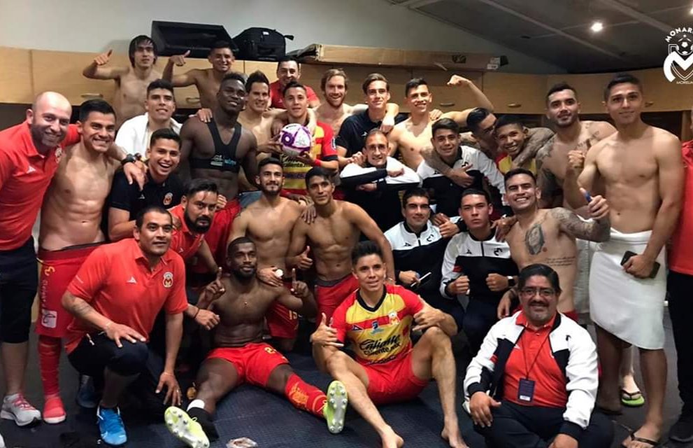 SPORTPIX98's tweet photo. El extinto Monarcas de Morelia https://t.co/6O6YR5FoIK