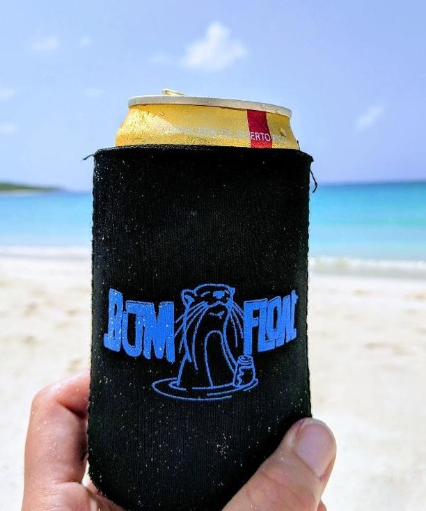 BumFloat's tweet image. Warm beverage on a hot day? Not cool. A cold drink in a #BumFloat koozie....super cool! Get yours here: bit.ly/2CoUmEk #beerlove #keepingitcool #brewlife