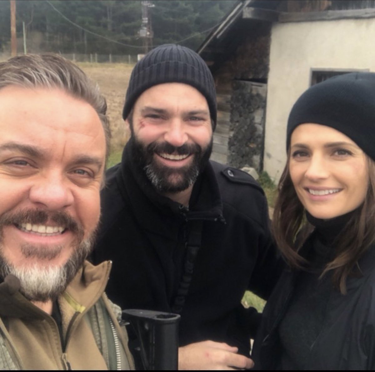 AbsentiaItaly's tweet photo. #ABSENTIA2 BTS
FONTE: https://t.co/6eExSKR7V4
@Stana_Katic @mattlenevez
@AbsentiaSeries https://t.co/z6k5iqeisk