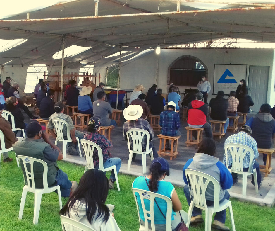 CanacoTula's tweet photo. El pasado martes 23 de julio, se realizó el evento “Financiamiento FIRA Hidalgo” en la Hacienda la Cofradía de los Neria y Romero, con empresarios, comerciantes y agricultores de la región de Mixquiahuala; para darles a conocer los distintos esquemas de financiamiento https://t.co/Sq8uHWvTMP
