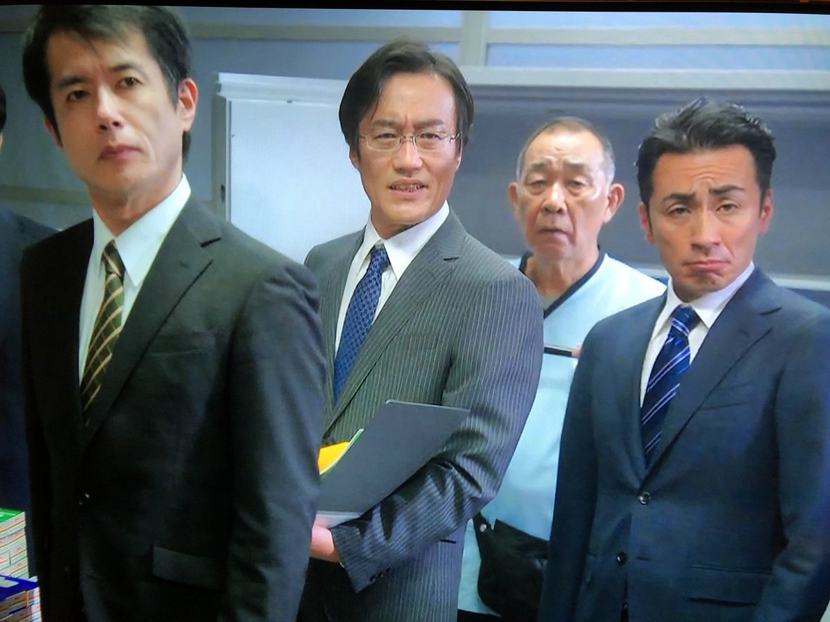 公式 Go ピロミ ダンシング谷村 7月23日 木 22時 23時09分オンエアしました フジテレビ木曜ドラマ アンサング シンデレラ 病院薬剤師の処方箋 第2話に ジンセイプロ俳優部 浅井 優くん 画面左端の男 虹色拓朗くん 画面右端の男 が麻薬取締官役