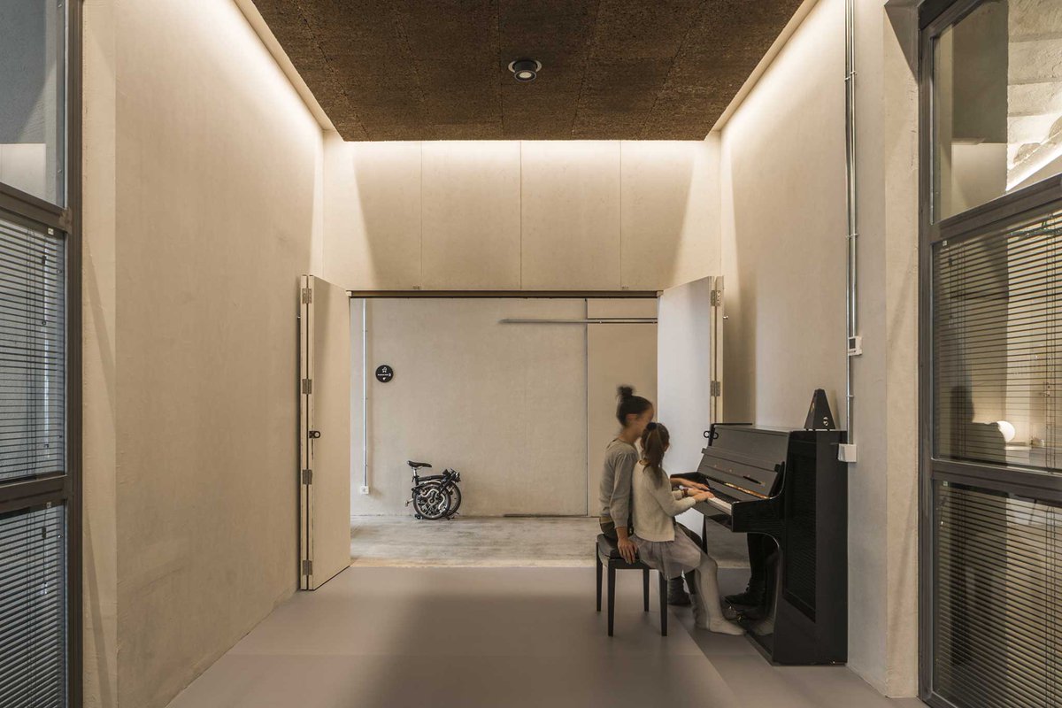 METALOCUS's tweet photo. Una escuela de musica que fomenta la imaginación. Yoglar por Jerez Arquitectos 
https://t.co/5LIY98DHjE
A music school that encourages the imagination. Yoglar by Jerez Arquitectos 
https://t.co/NBTVbXgyfO
@enriquejerez_ https://t.co/flVOMyxKWF