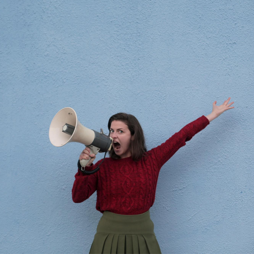 sealevelcomms's tweet photo. //THE IMPORTANCE OF TONE OF VOICE// When you think of branding, it's usually logos and other aesthetics that come to mind. This article from @TheDrum looks at why having a fully scoped-out identity is important for getting your voice listened to. https://t.co/ens9srZRYm #branding https://t.co/lsMyASaBSX