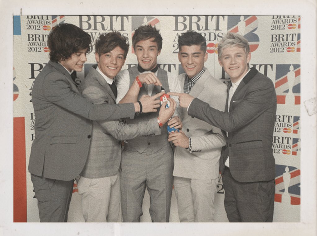 1D_alwaysssFans's tweet photo. 👉🏻👈🏻🥺❤️ #10YearsOfOneDirection #DIRECTIONERSBREAKTHEINTERNET #18MonthsMyAss #OneDirection2020 #OneDirection #onedirection10years https://t.co/jce3CrA20T