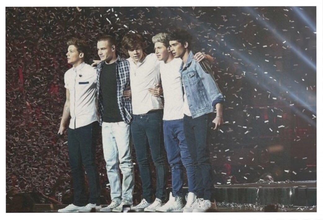 1D_alwaysssFans's tweet photo. 👉🏻👈🏻🥺❤️ #10YearsOfOneDirection #DIRECTIONERSBREAKTHEINTERNET #18MonthsMyAss #OneDirection2020 #OneDirection #onedirection10years https://t.co/jce3CrA20T