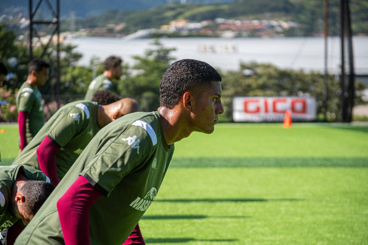 Deportivo Saprissa 🏠 on Twitter: "Jordy Evans es jugador de nuestras  divisiones menores, nuevamente es parte del primer equipo y sigue  abriéndose camino como un jugador que complementa la plantilla del campeón