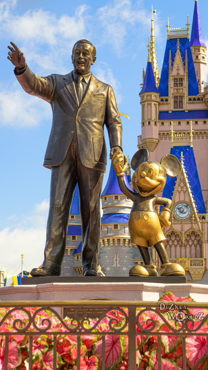 DizneyWorldz's tweet photo. Walt and Mickey looking at future WDW expansion sites. 

https://t.co/kXoPEPlxsN

#MickeyMouse #WaltAndMickey #Mousketeers #MickeyTrueOriginal #ItWasAllStartedByAMouse #ItAllStartedWithAMouse
#CinderellaCastle #CinderellaCastleMakeover #DisneyVacation https://t.co/6JkfR0fXhw