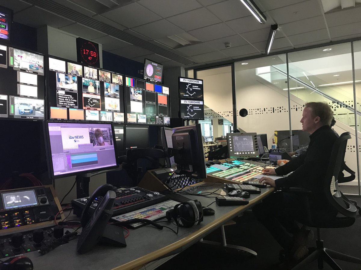 markwittyitv's tweet photo. ⁦@itvcalendar⁩ here we go . Good luck ⁦@ITVGAYNORBARNES⁩ ⁦@chrisdawkesITV⁩ ⁦@RICH_HUTT0N⁩ https://t.co/rdg0J4IryM