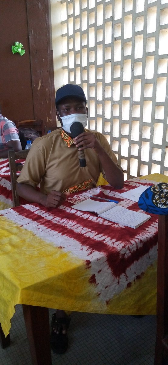 Yannickdedo's tweet photo. Pour fin à cette première journée de cette formation, les participants ont donné leurs impressions. Ils ont remercié le formateur Serge Prince AGBODJAN pour la qualité du contenu de la formation.
@kikanfr @amnestybenin @ambafrancebenin @CyriaqueGlory  @LandryAdelakoun @McZinsou https://t.co/2HUbl3lCk4