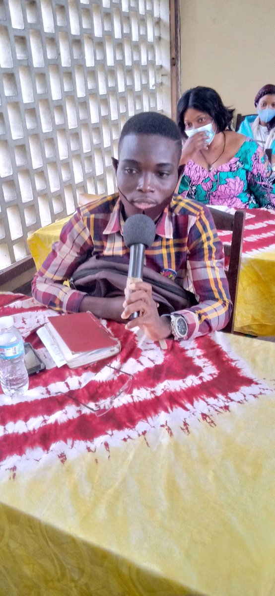 Yannickdedo's tweet photo. Pour fin à cette première journée de cette formation, les participants ont donné leurs impressions. Ils ont remercié le formateur Serge Prince AGBODJAN pour la qualité du contenu de la formation.
@kikanfr @amnestybenin @ambafrancebenin @CyriaqueGlory  @LandryAdelakoun @McZinsou https://t.co/2HUbl3lCk4