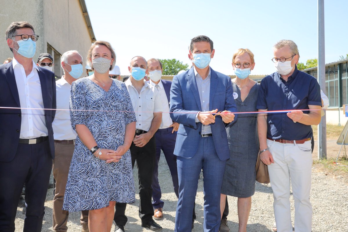 ramond_christ's tweet photo. Inauguration aujourd’hui à l’ @Afpa_Occitanie du plateau technique de formation pour les métiers de la #fibre optique.
Le Tarn sera l’un des premiers départements 100% fibrés en France.
@AlticeFrance @SFR @Poleemploi_oc @SergeDreyer https://t.co/l3OyTosgMR