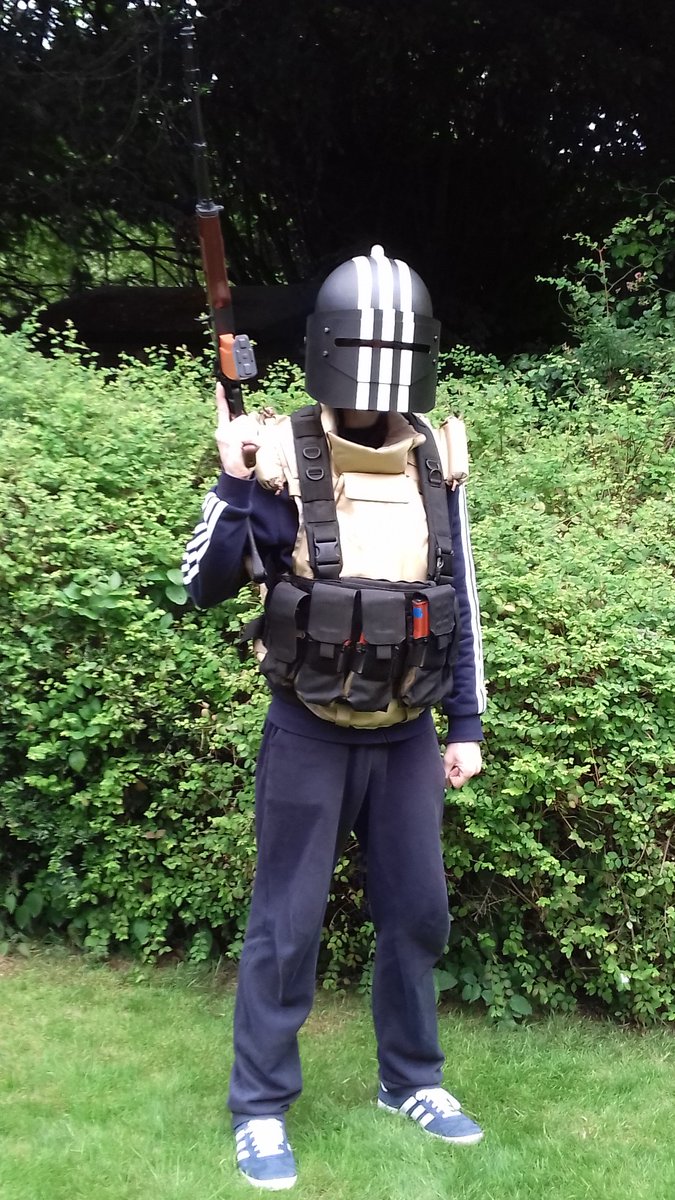 "Chiki-briki, pal'chik vykin' "