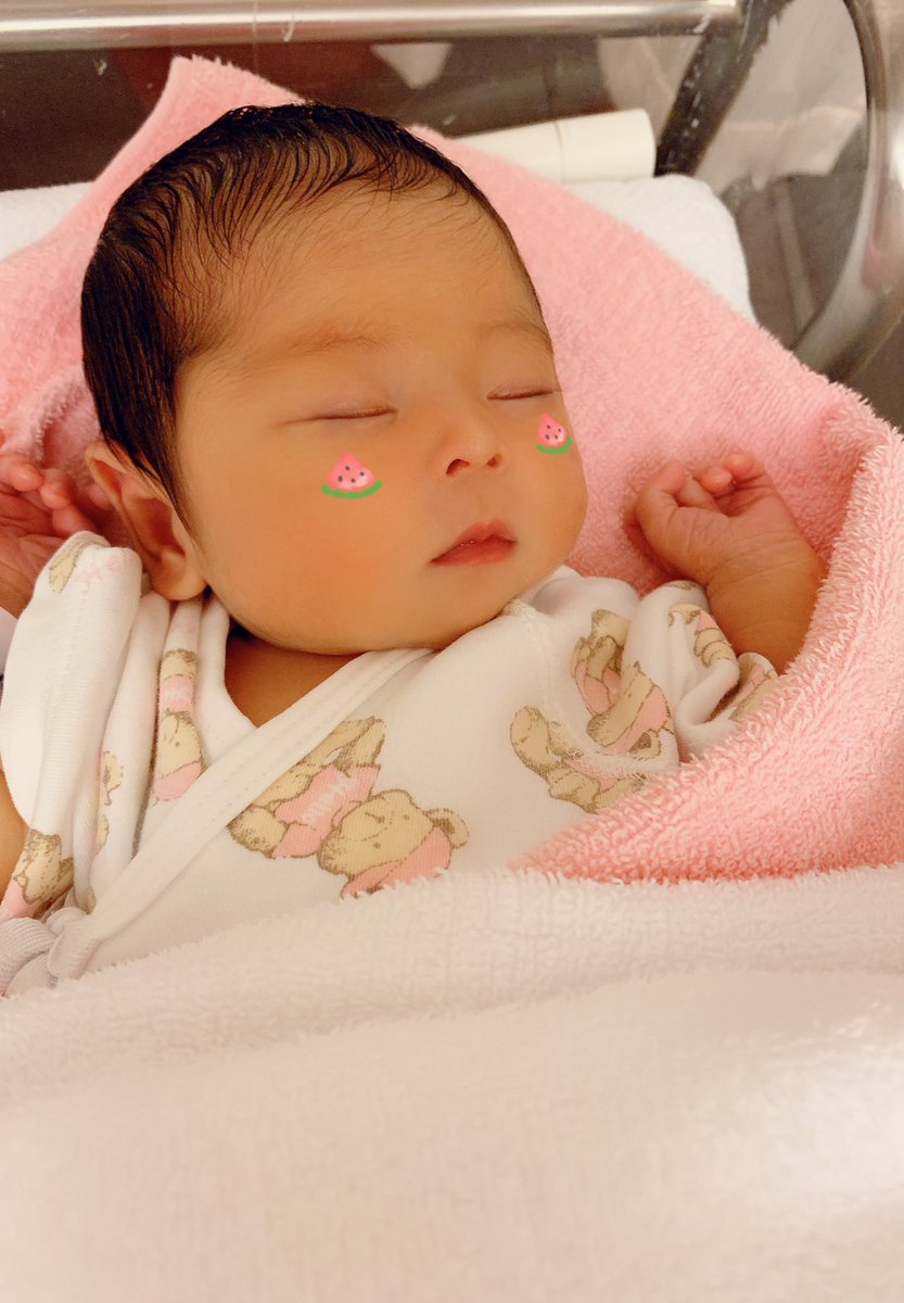 saaaaya12_b's tweet photo. 寝不足で夢と現実の区別つかへんから
この子が存在してることすら夢に思えてくる👶🏻 https://t.co/g0BbpAwmdV
