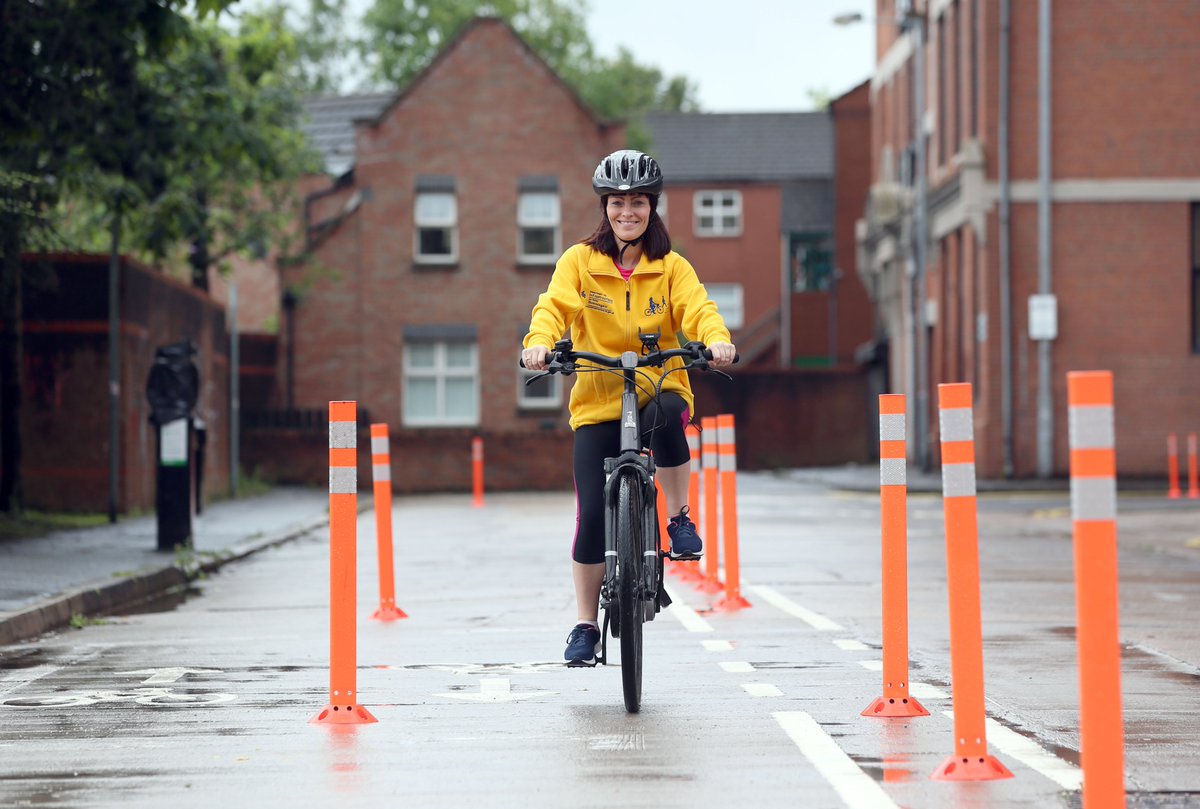 cont'd: Update from Dublin  via  @deptinfra : Infrastructure Minister  @NicholaMallon pops on her bike for Belfast pop up cycle lanes. New pilot lanes on the Dublin, Grosvenor and Crumlin Roads are designed to encourage active travel.