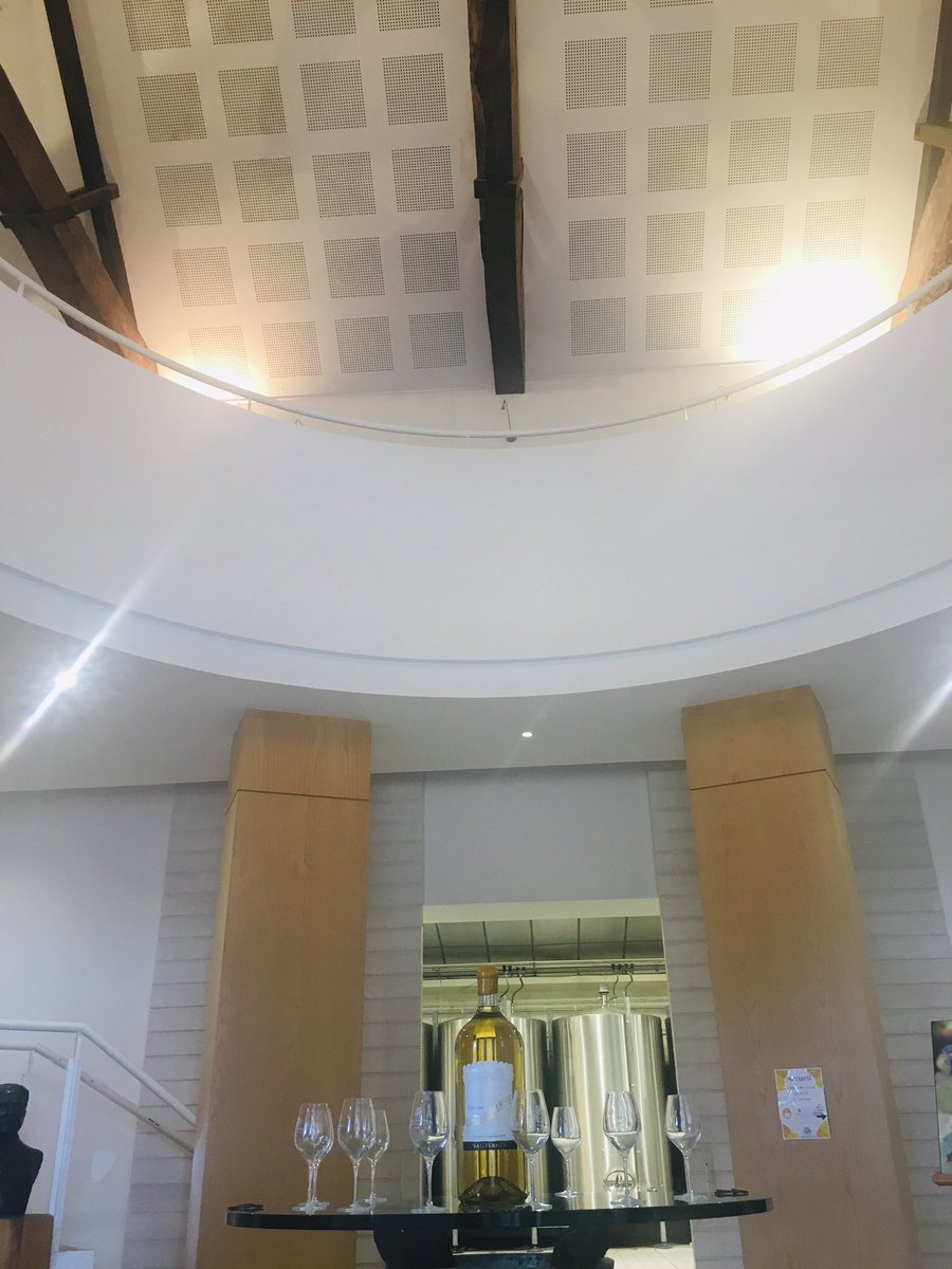 Visite et dégustation au château La Tour Blanche. <a href="/LaTourBlanche/">Château La Tour Blanche</a> #sauternes #whitewines #AperosDores #vinblanc #sweetbordeaux #Degustation #winetasting #vin  #wineblogger #winetime #wineoclock #sommelier #wineblog #wines