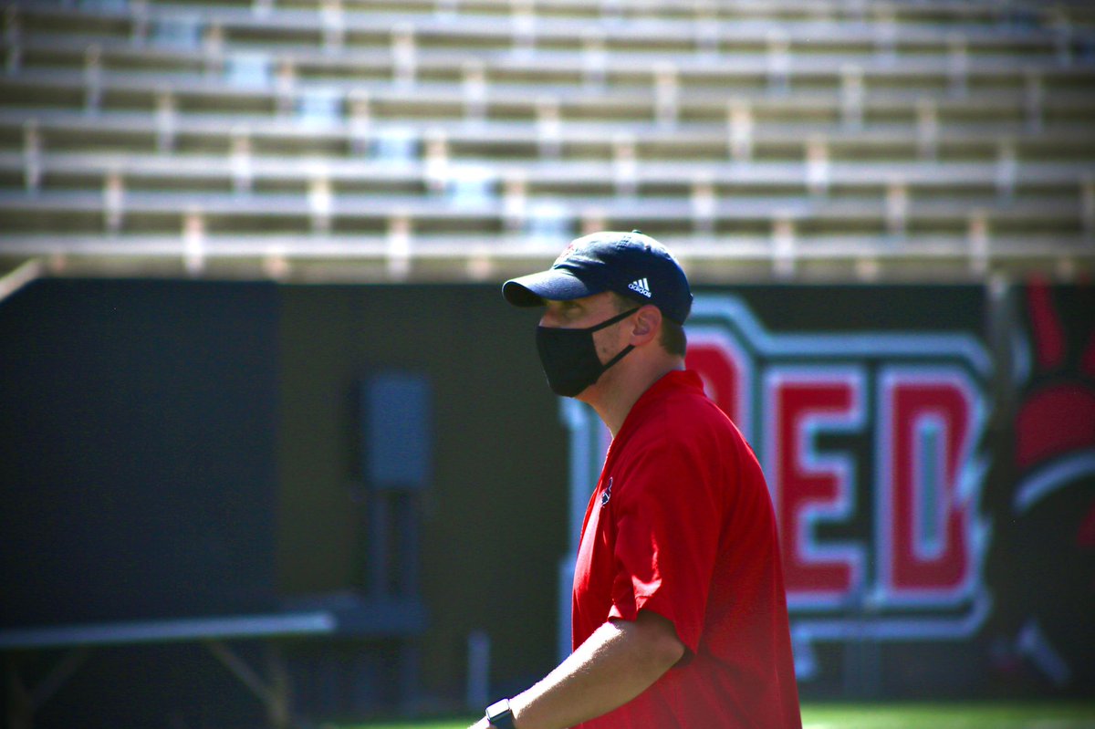 CoachHeck_'s tweet photo. It may look a little different, but it was great to be back on the field with the guys! #MaskUp #ONE #wolvesup https://t.co/JaaUKDNPwC