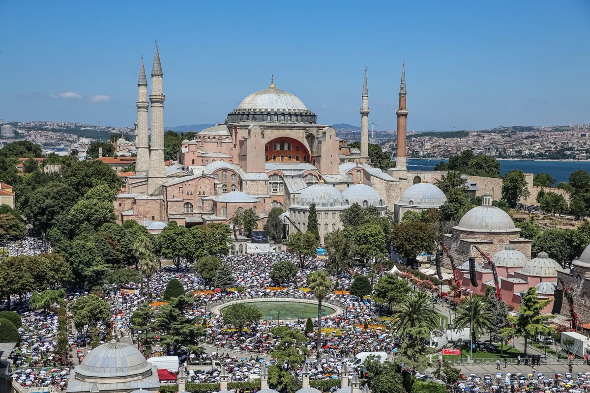 cemal_boyaca's tweet photo. اِنَّا فَتَحْنَا لَكَ فَتْحًا مُب۪ينًاۙ

Doğrusu biz sana apaçık bir fetih ihsân ettik

Bugün yeni bir Fethin tecellisidir

#AyasofyaCamii https://t.co/UkK918B2Sa