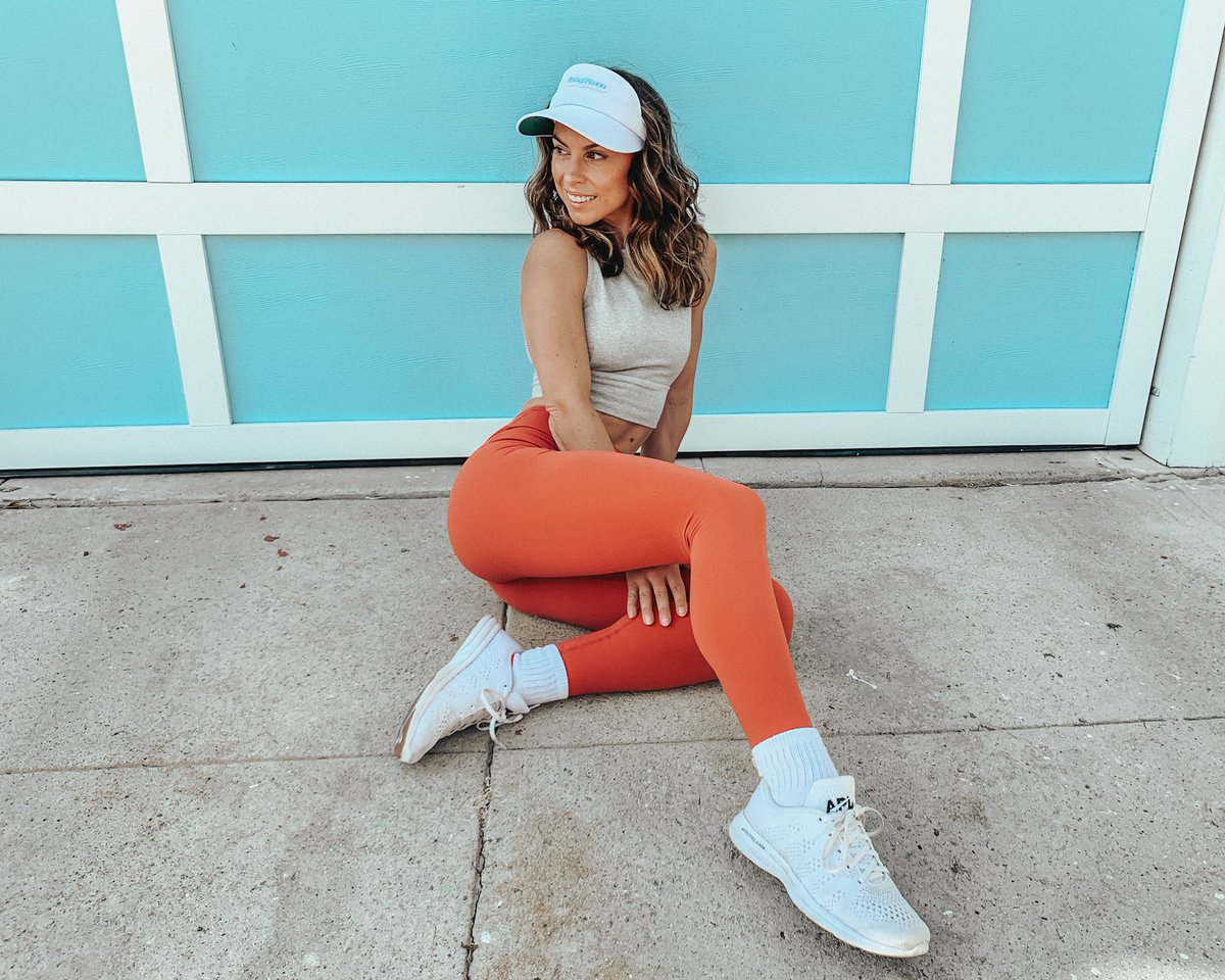 MichelleLeighLifts tweet media