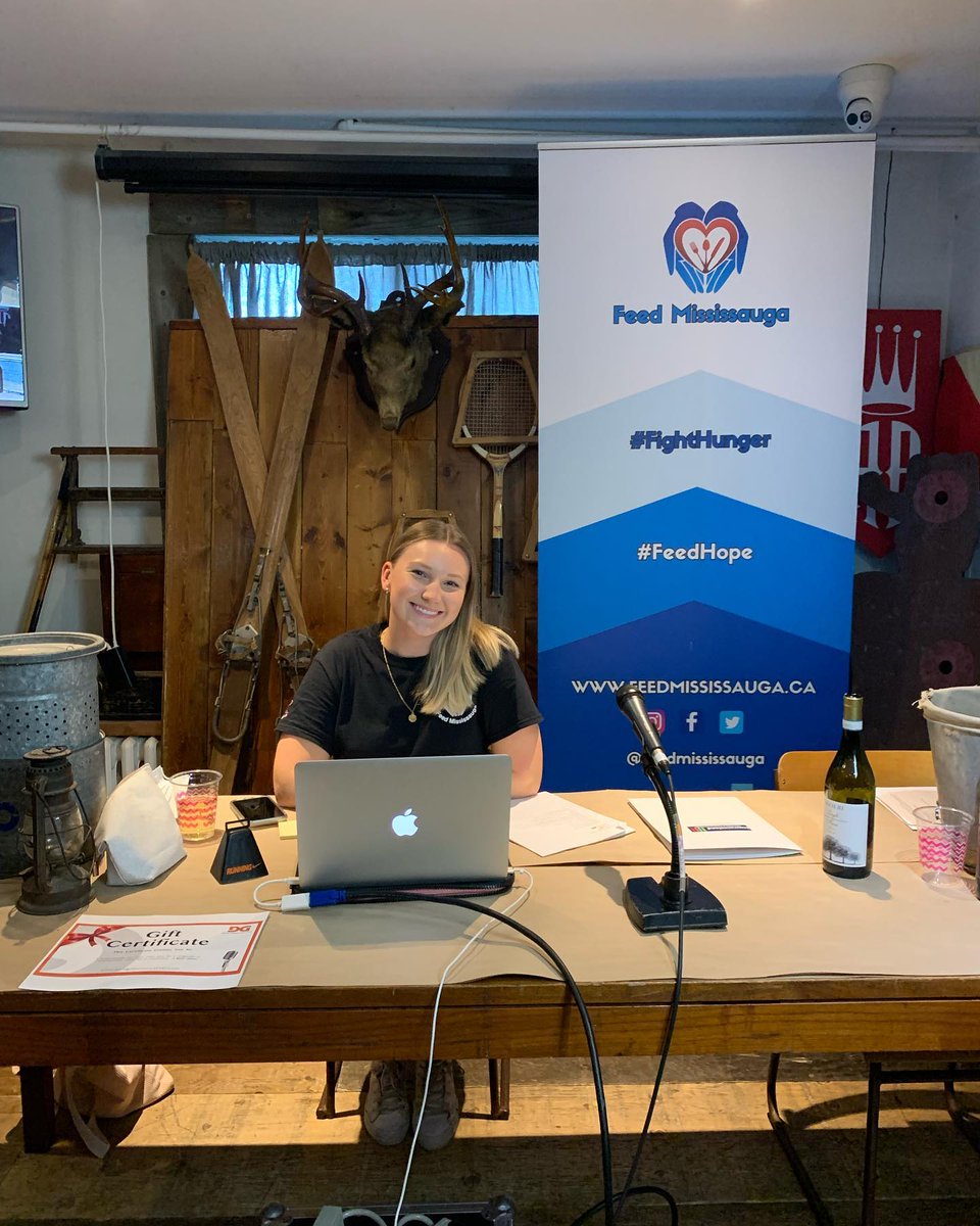 FeedMississauga's tweet photo. Thank you to everyone who joined us last night for our third Virtual Auction. From your generous bids, we were able to raise $3,550!! This will allow us to continue feeding people in need within our community. https://t.co/MtZgrRo5Yp
