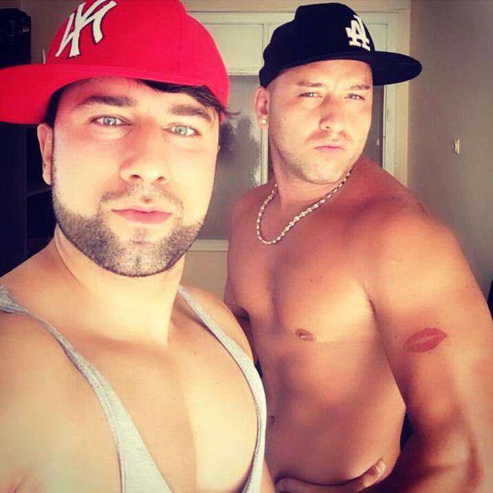 JumboTanerBum's tweet photo. gerçek şampiyonlar survivoru survivor yapan adamlar

EfsaneninAdı YasinObuz https://t.co/9CHmuDFlu1