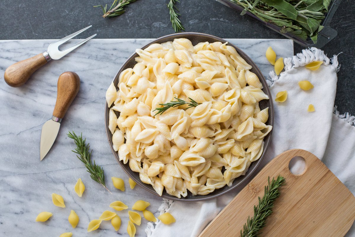 QualityPasta's tweet photo. Elevate your #MacaroniAndCheese #dinner night to a premium restaurant quality experience that can be made in minutes, but taste like it took hours. https://t.co/fzeQEtQDfw